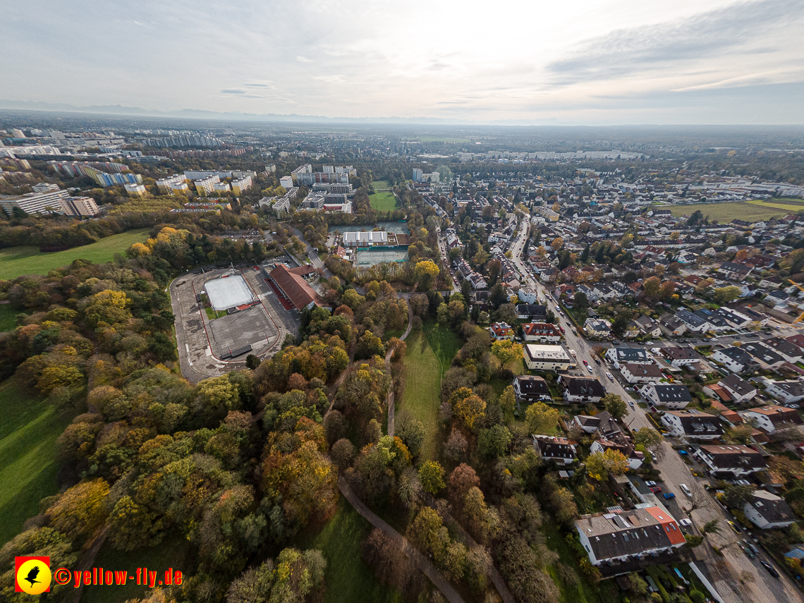 03.11.2022 -  Ostparksee mit Umgebung in Neuperlach
